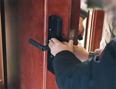 河曲24小时上门开锁公司